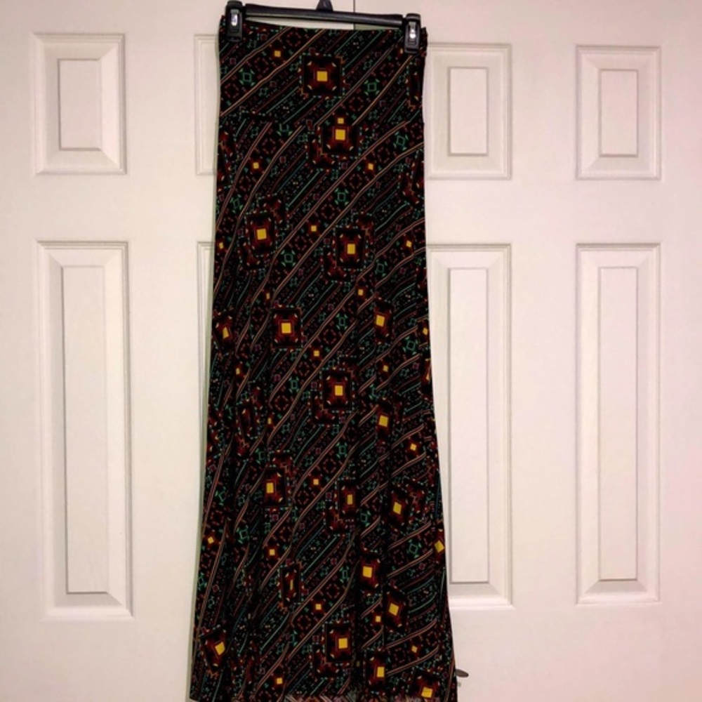 LuLaRoe women’s XXS long geometric high waist long skirt